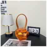 Wholesale Fashion Creative Solid Color Handbag - Image 8