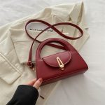 Wholesale Women Fashion Simple Solid Color Metal Buckle Shoulder Bag