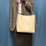 Wholesale Women Trendy Fashion Leather Large Capacity Bucket Bag - Image 4