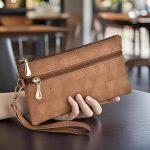 Women Fashion Casual Solid Color Wallet - Image 3
