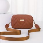 Wholesale Women Fashion Gradient Embossed Square Crossbody Bag - Image 9