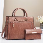 Wholesale Women Fashion Casual Solid Color Bag Large-Capacity Handbag Set - Image 6