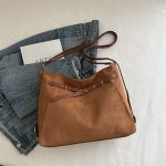 Wholesale Vintage Large Capacity Solid Shoulder Tote Bag - Image 10