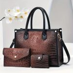 Wholesale Women Fashion Casual Crocodile Large Capacity Handbag Three-Piece Bag Set - Image 9