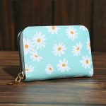 Wholesale Women Simple And Fashionable Daisy Printed Zipper Multi-Card Slot Wallet - Image 10