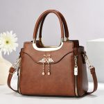 Women Retro Elegant Simple Large Capacity Handbag - Image 2
