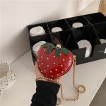 Wholesale Fashion Strawberry Heart Chain Crossbody Bag