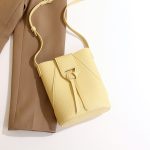 Wholesale Women Soft Leather Solid Color Crossbody Mobile Phone Bag