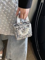 Wholesale Summer Shiny Sequin Pearl Strap Crossbody Mini Bag - Image 2