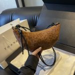 Wholesale Autumn And Winter Women Retro Frosted Dumpling-Shaped Crossbody Bag - Image 2