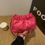 Wholesale Women Fashion Casual Solid Color Chain Crossbody Bag
