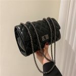 Wholesale Women Fashion Simple Solid Color Chain Square Crossbody Bag