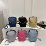 Wholesale Women Fashion Casual Denim Handbag - Image 2