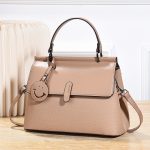 Wholesale Women Fashion Casual Solid Color Handbag - Image 2