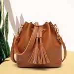 Wholesale Women Fashion Tassel Drawstring Pu Bucket Bag
