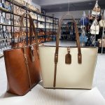 Wholesale Women Color Blocking Pu Leather Tote Bag - Image 2