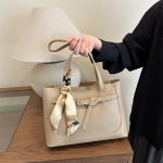Wholesale Women Fashion Casual Solid Color Large Capacity Ribbon Tote Bag - Image 2