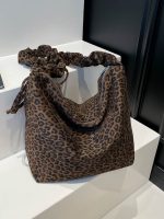 Wholesale Women Fashion Casual Leopard Print Large Capacity Shoulder Bag - Image 2