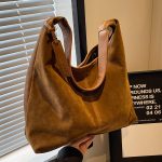 Wholesale Women Fashion Casual Simple Solid Color Large Capacity Shoulder Bag