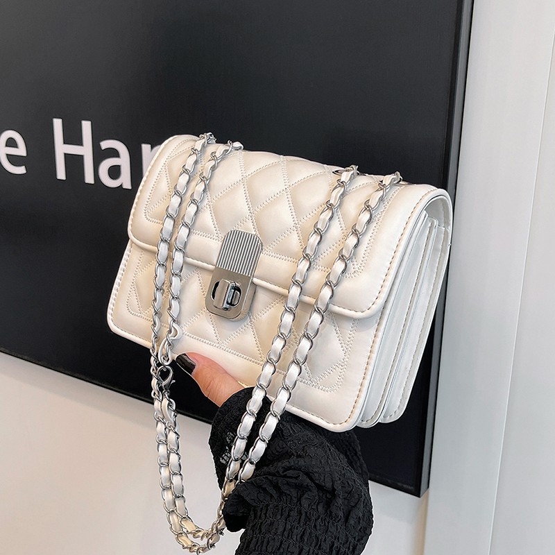 main_0-438 Women Fashion Casual Solid Color Rhombic Chain Small Square Shoulder Bag - Image 1