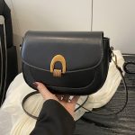 Women Fashion Retro Solid Color Shoulder Bag