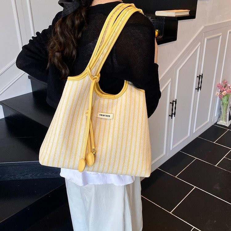 main_0-554 Women Stripe Casual Large Capacity Shoulder Bag - Image 1