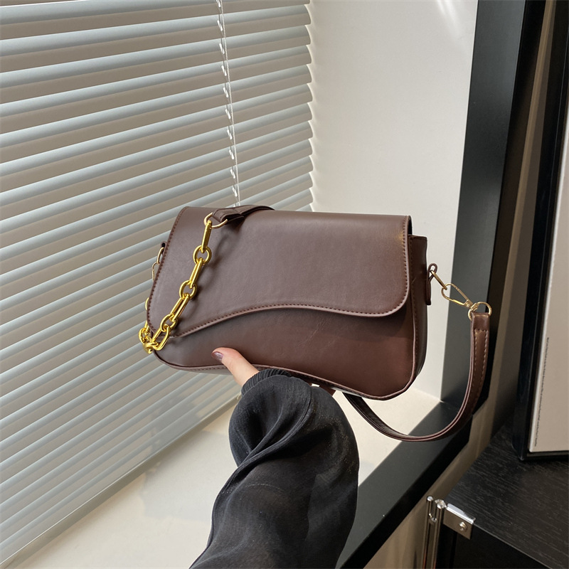 main_0-604 Wholesale Women Fashion Metal Chain Underarm Bag - Image 1