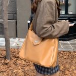 Wholesale Vintage Waxed Leather Design Women Autumn And Winter Shoulder Tote Bag