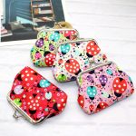 Women Fashion Seven Star Ladybug Print Buckle Compact Wallet - Image 2