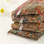 Women Fashion Vintage Ethnic Style Printed Zipper Mini Wallet - Image 2