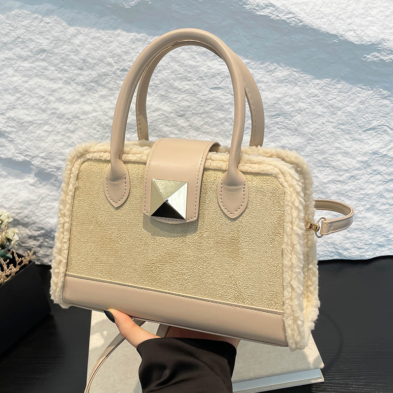 main_1-113 Women Fashion Retro Splicing Plush Handbag - Image 1