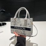 Wholesale Women Fashion Casual Simple Letter Embroidered Handbag