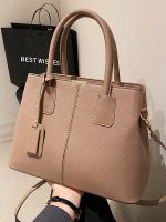 Women Fashion Casual Solid Color Large Capacity Handbag - Image 2