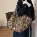 Wholesale Women Fashionable Large Capacity Leopard Printed Canvas Tote Bag - Image 2