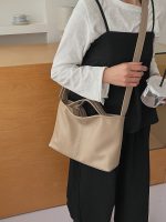 Wholesale Women Fashion Casual Solid Color Large Capacity Crossbody Bag - Image 2