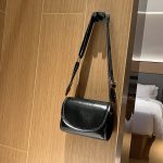 Wholesale Women Fashion Retro Solid Color Small Square Crossbody Bag - Image 2