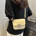 Wholesale Women Fashion Casual Small Square Chain Crossbody Bag - Image 3