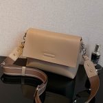 Wholesale Women Fashion Simple Solid Color Large Capacity Crossbody Bag - Image 2