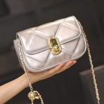 Wholesale Fashion Flip Chain Square Mini Crossbody Bag