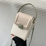Wholesale Women Fashion Casual Contrast Color Crossbody Bag - Image 2