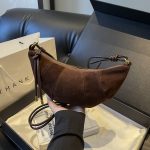 Wholesale Autumn And Winter Women Retro Frosted Dumpling-Shaped Crossbody Bag