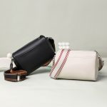 Wholesale Women Fashion Casual Square Wide Strap Crossbody Bag - Image 2
