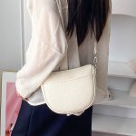 Wholesale Women Fashion Casual Solid Color Zipper Crossbody Bag - Image 2