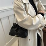 Wholesale Women Fashion Casual Solid Color Chain Crossbody Bag - Image 2