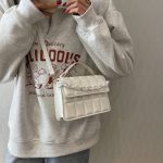 Wholesale Fashion Retro Small Square Handbag Rhomboid Chain Bag - Image 2