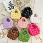 Wholesale Women Fashion Creative PVC Mini Chain Crossbody Jelly Bag - Image 2