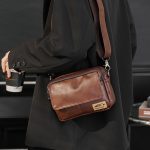 Men'S Fashion Sports Pu Retro Messenger Bag - Image 3