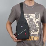 Wholesale Men Fashion Casual Commuter Oxford Chest Bag