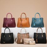 Wholesale Women Retro Large-Capacity Handbag - Image 2