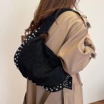 Wholesale Women Fashion Solid Color Rivet Large Capacity Shoulder Bag - Image 3